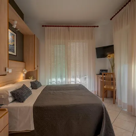 Hotel Mocambo-2